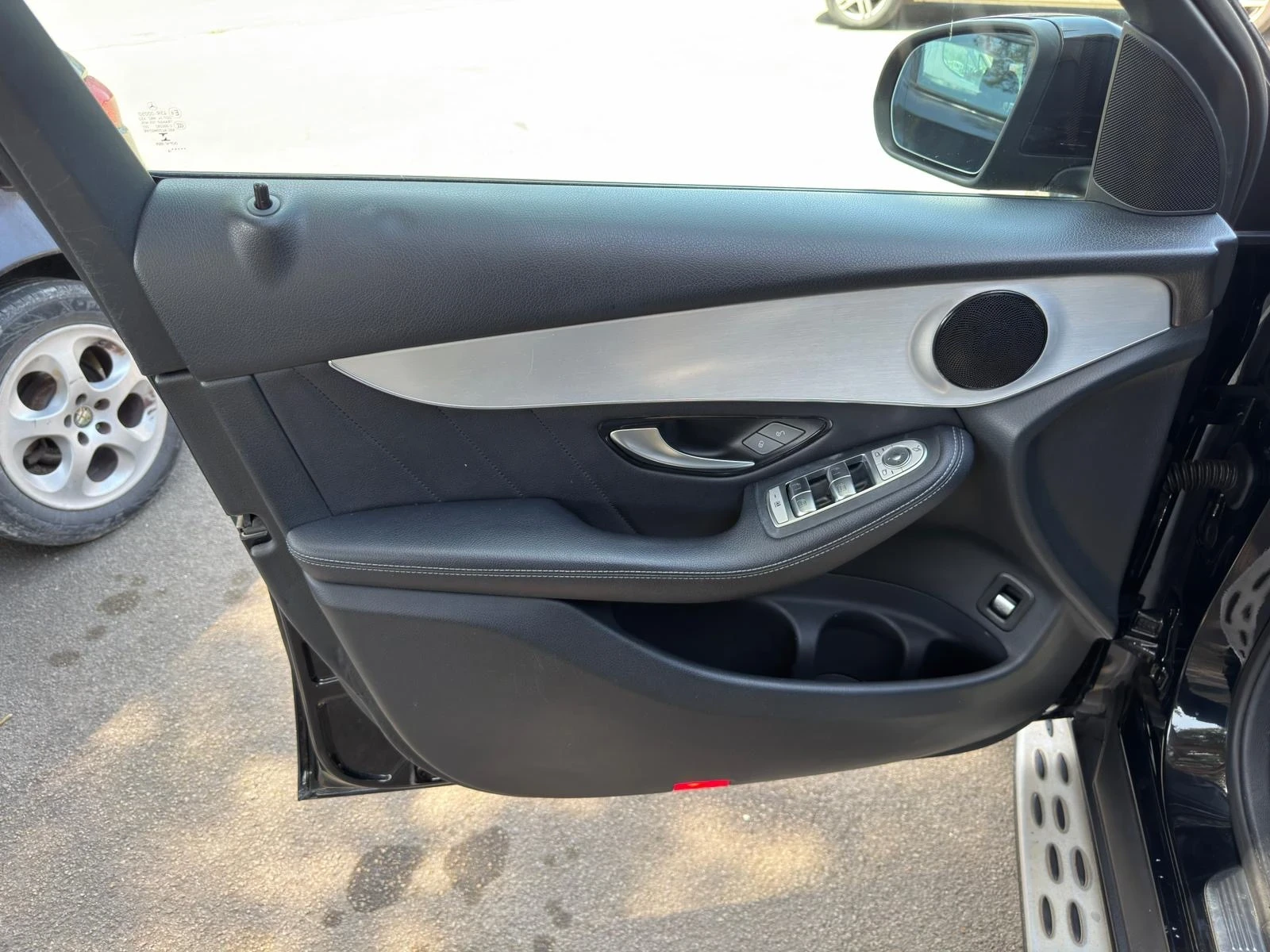 Mercedes-Benz GLC 250 d 4Matic Coupe Exclusive, снимка 11 - Автомобили и джипове - 54228668