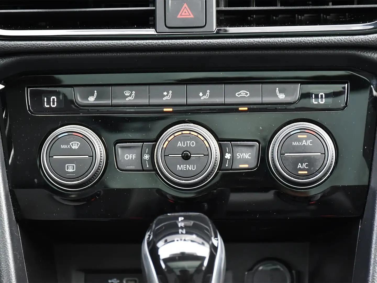 VW Taos COMFORTLINE ЦЕНА ДО БЪЛГАРИЯ АВТОКРЕДИТ, снимка 12 - Автомобили и джипове - 55187839