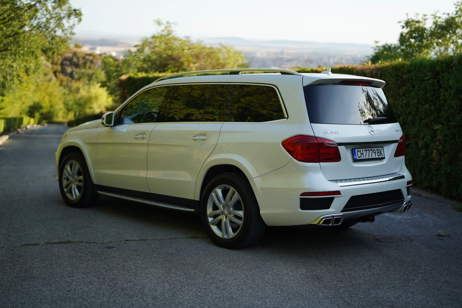 Mercedes-Benz GL 350 AMG 63, снимка 2 - Автомобили и джипове - 55239700