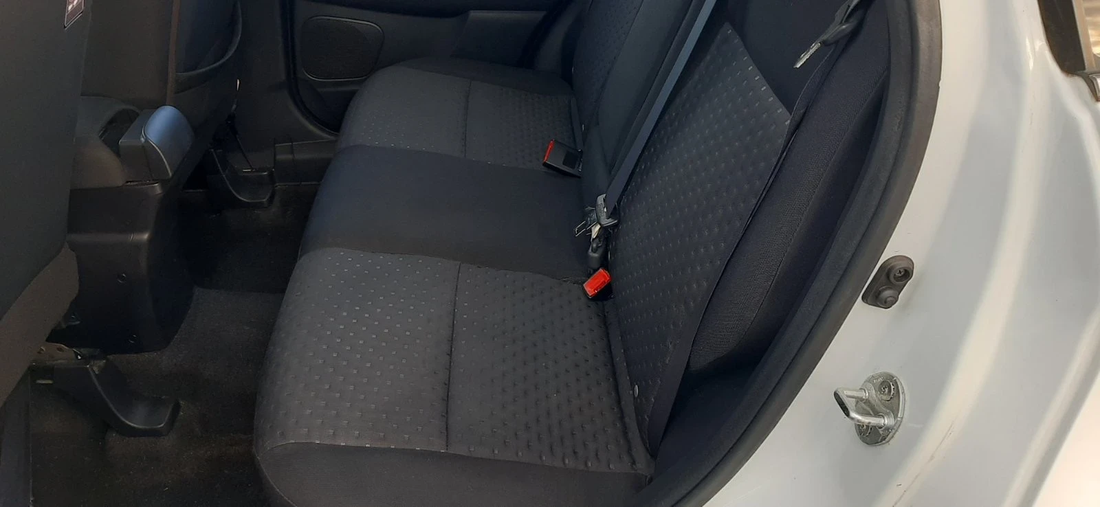 Mitsubishi ASX, снимка 14 - Автомобили и джипове - 55988405