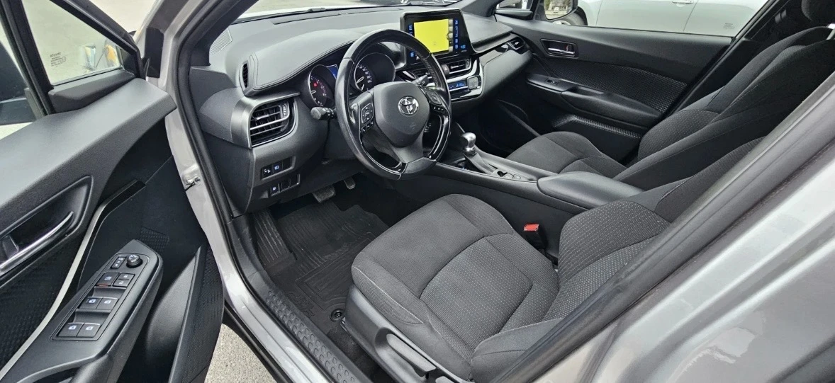 Toyota C-HR 4x4 Full optional, снимка 3 - Автомобили и джипове - 56032223