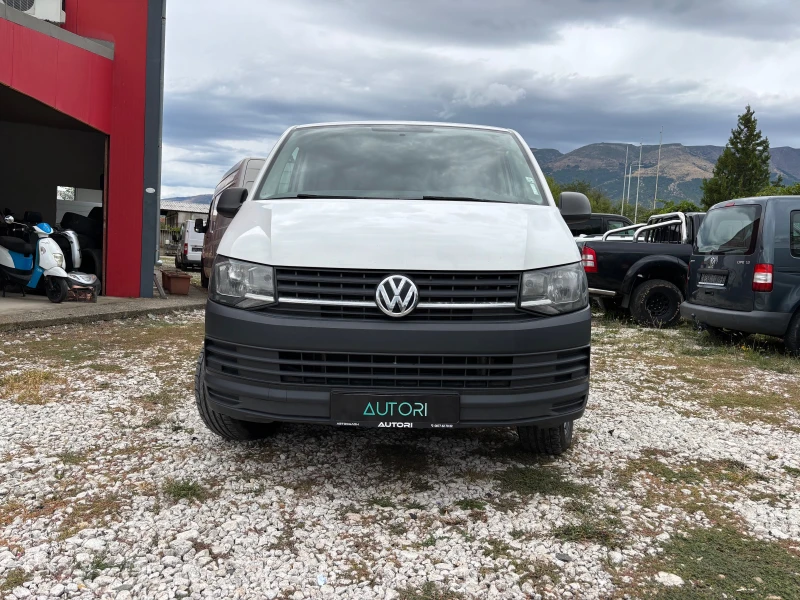 VW Caravelle 9 МЕСТА КАСКО, снимка 2 - Бусове и автобуси - 51749947