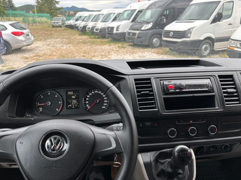 VW Caravelle 9 МЕСТА КАСКО, снимка 8 - Бусове и автобуси - 51749947