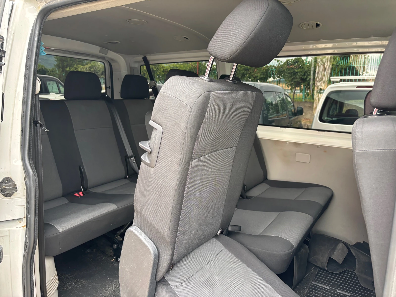 VW Caravelle 9   | Mobile.bg   12