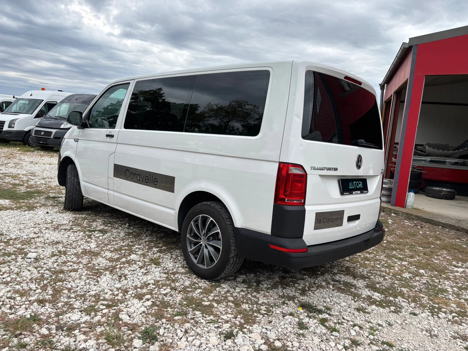 VW Caravelle 9 МЕСТА КАСКО - изображение 6
