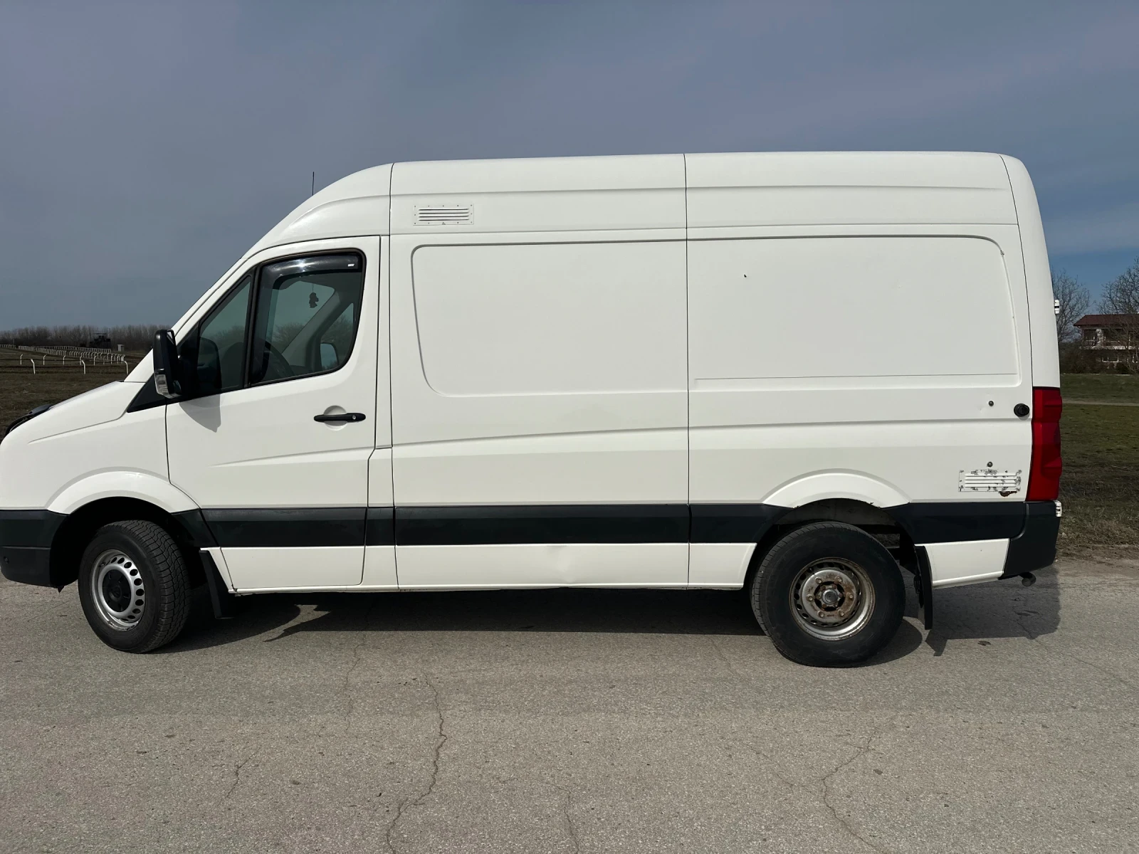 VW Crafter 2.0 BITDI, снимка 8 - Бусове и автобуси - 53754421