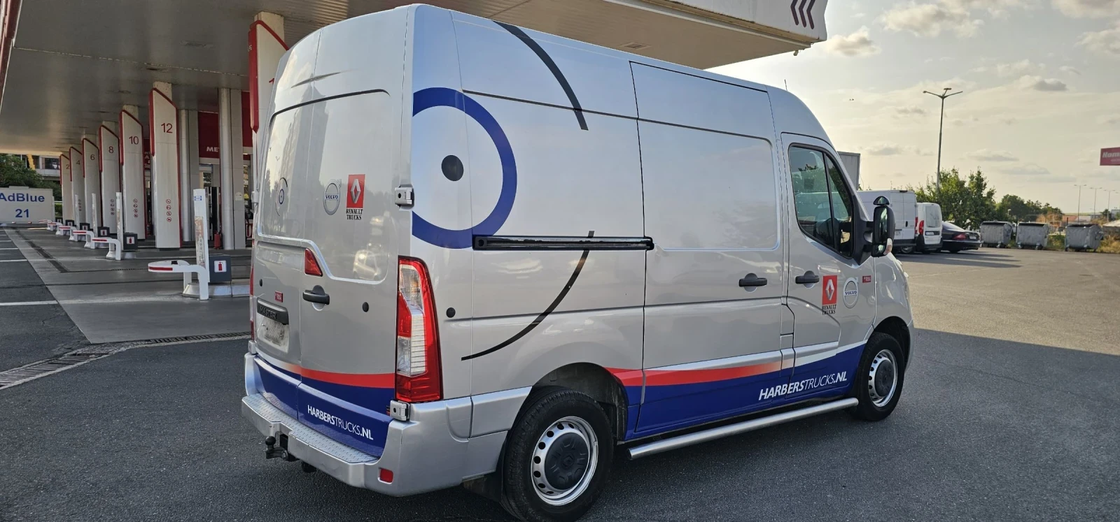 Renault Master 2.3 dCi L1H2-клима-темпомат , снимка 5 - Бусове и автобуси - 55670249