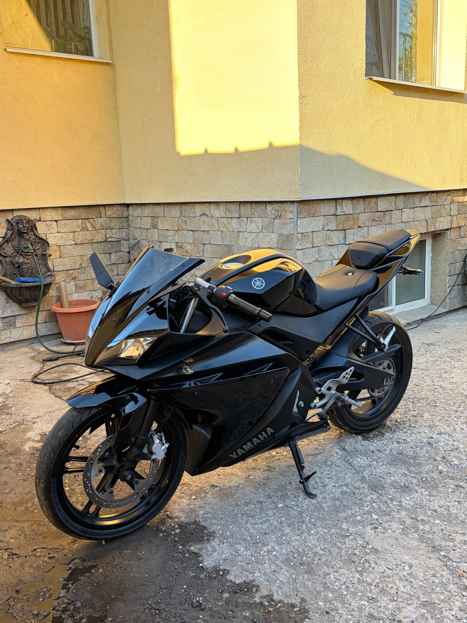 Yamaha Yzf