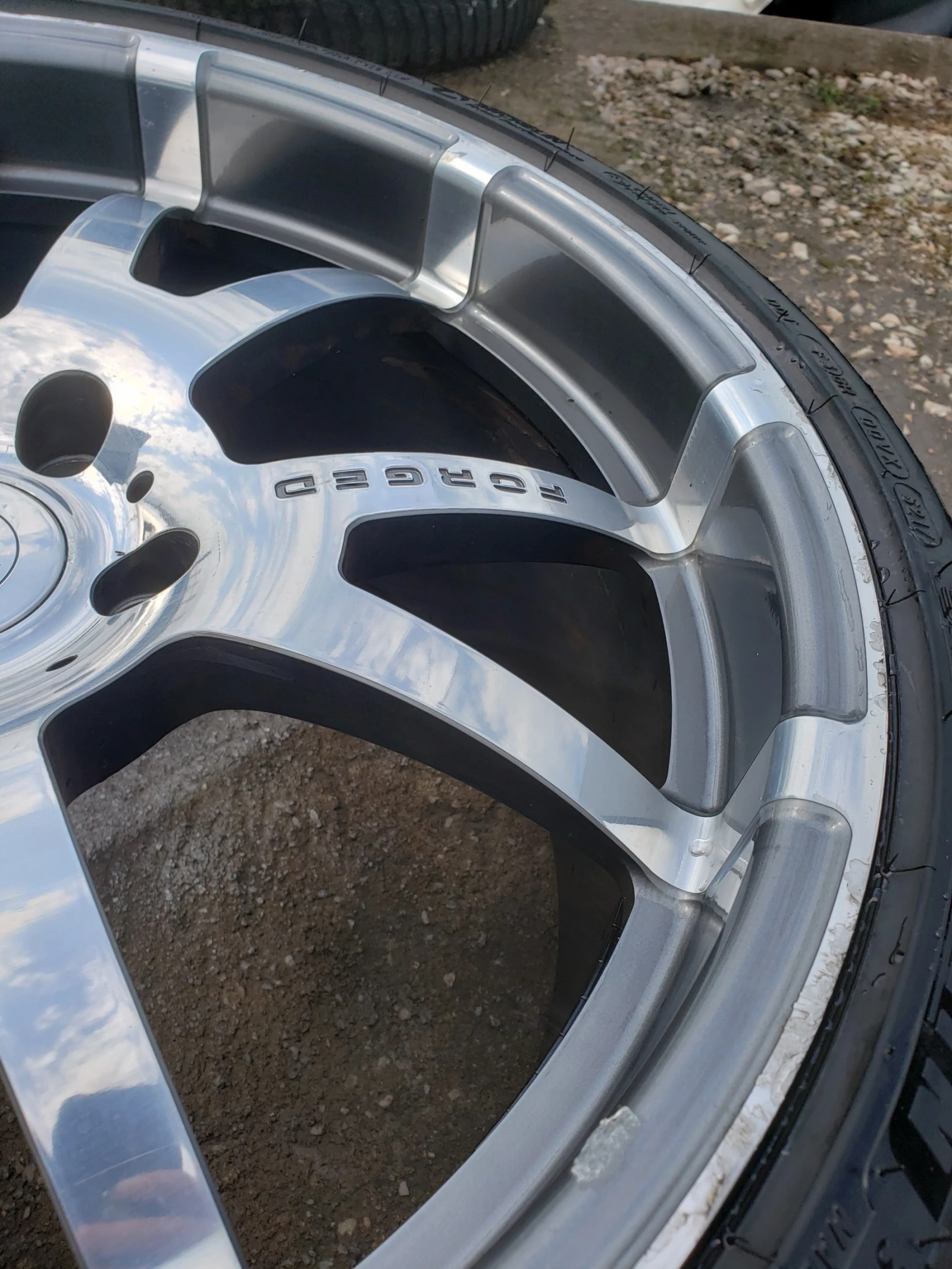 ������ | Mobile.bg � ����������� 9