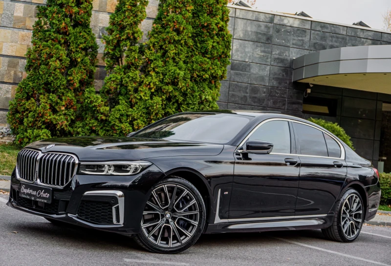 BMW 730 D* M* X-DRIVE* CARBON CORE* MASSAGE* DIGITAL* 1ST , снимка 1 - Автомобили и джипове - 47975654