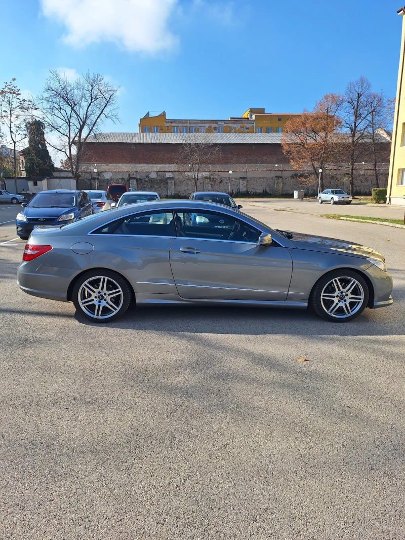 Mercedes-Benz E 200, снимка 7 - Автомобили и джипове - 48000298