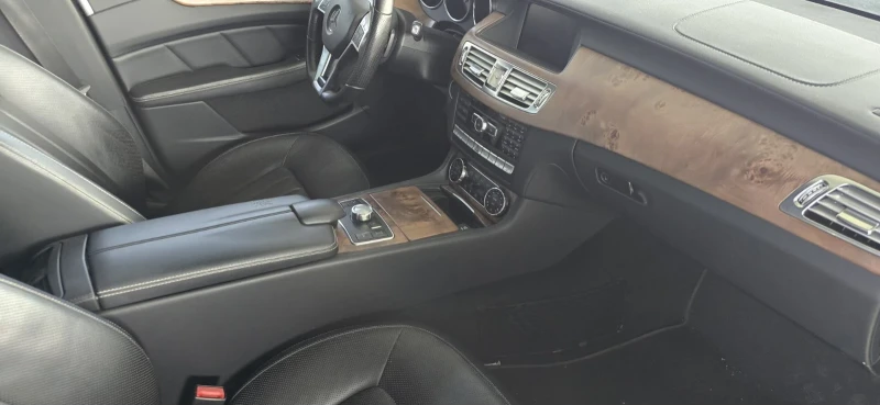 Mercedes-Benz CLS 350 3.0 265 AMG-line, снимка 10 - Автомобили и джипове - 52474593