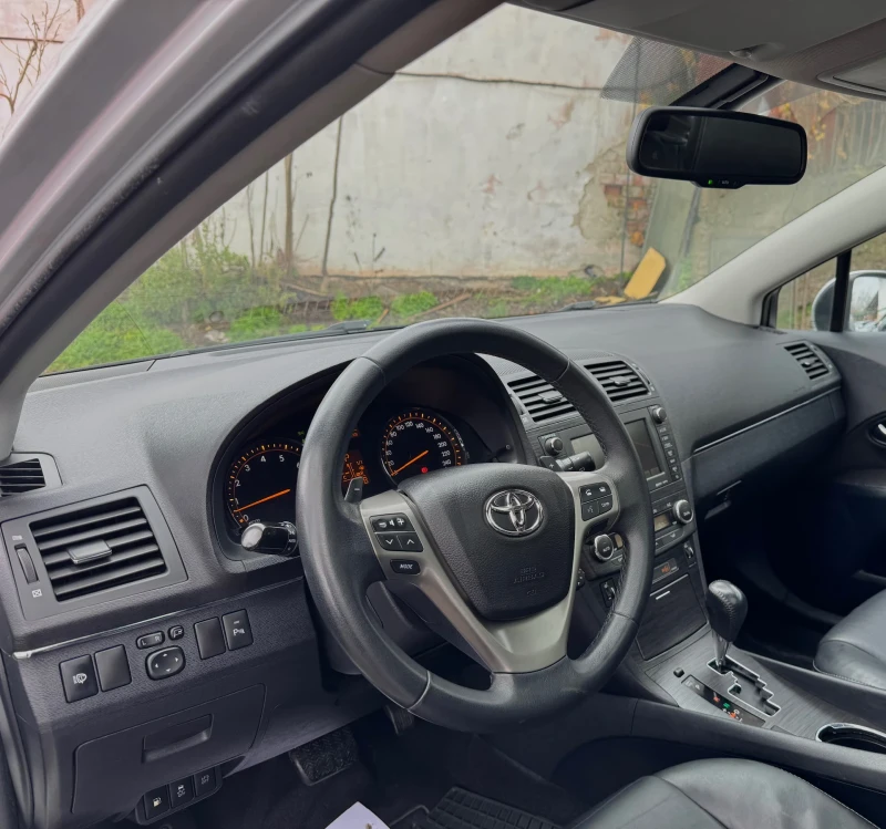 Toyota Avensis БЕЗ АНАЛОГ НА ПАЗАРА!FULL!2.0!CH!TOP!, снимка 12 - Автомобили и джипове - 52877963