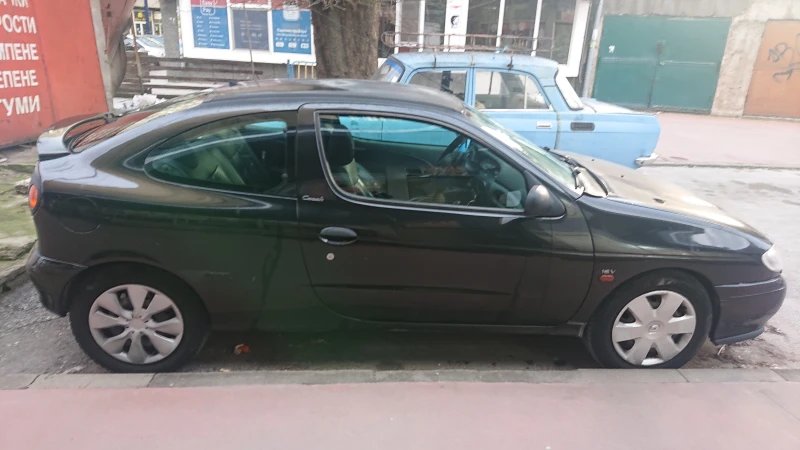 Renault Megane coach