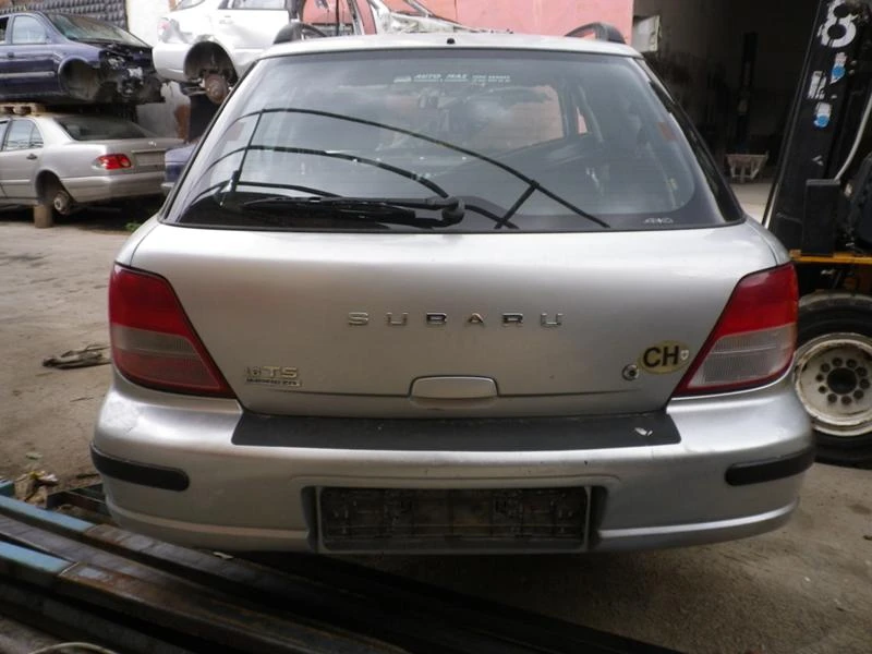 Subaru Impreza 2.0 / 1.6, снимка 14 - Автомобили и джипове - 43181981