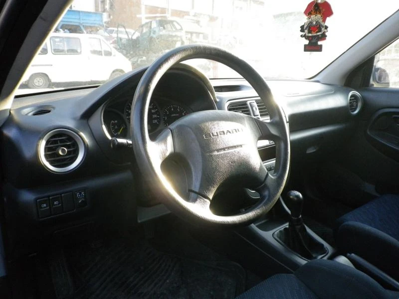 Subaru Impreza 2.0 / 1.6, снимка 4 - Автомобили и джипове - 43181981