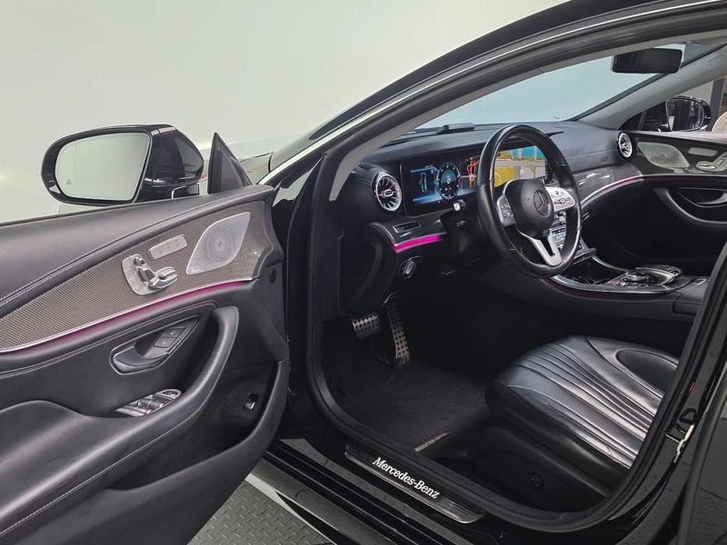 Mercedes-Benz CLS 300 * CLS300D* AMG* LINE* , снимка 10 - Автомобили и джипове - 55663961