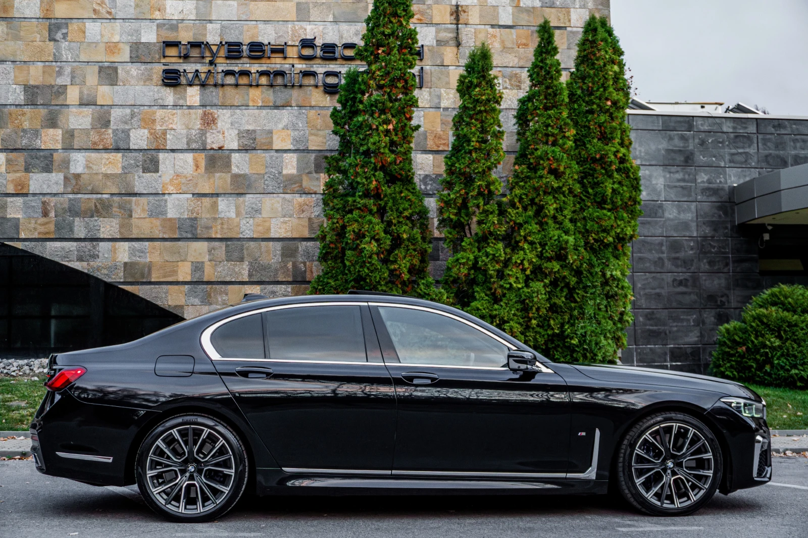 BMW 730 D* M* X-DRIVE* CARBON CORE* MASSAGE* DIGITAL* 1ST  - изображение 6