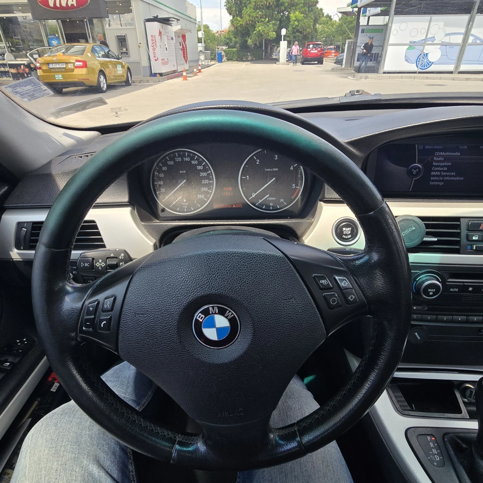 BMW 320  - изображение 5