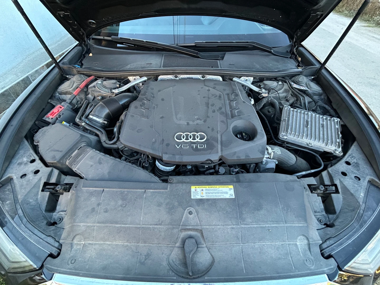 Audi A6 50TDI 117000 реалнибартер/2комплекта джанти с гуми, снимка 17 - Автомобили и джипове - 53686011