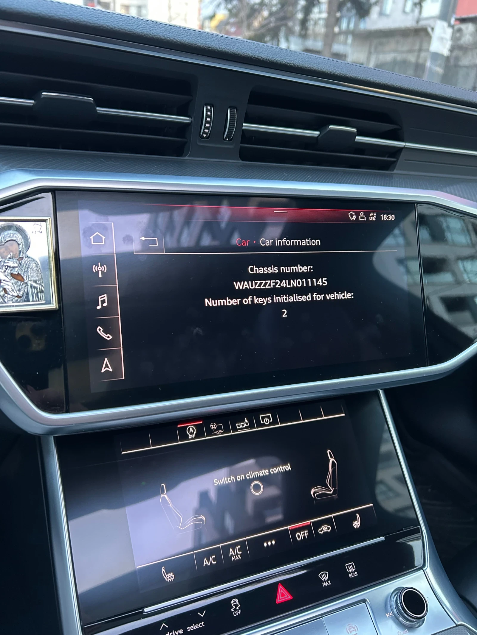 Audi A6 50TDI Quattro /S-line интериор/панорама/памет, снимка 14 - Автомобили и джипове - 53686011