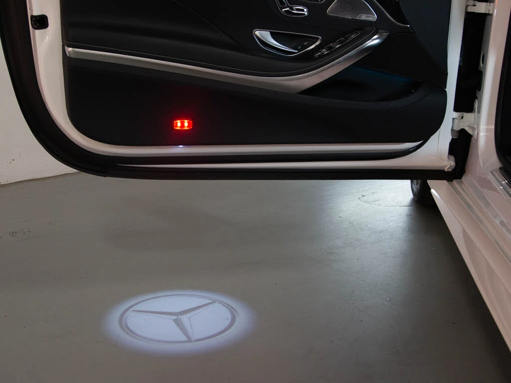 Mercedes-Benz S 560 Coupe* 4MATIC* АвтоКредит* (ЦЕНА ДО БГ), снимка 13 - Автомобили и джипове - 53779243