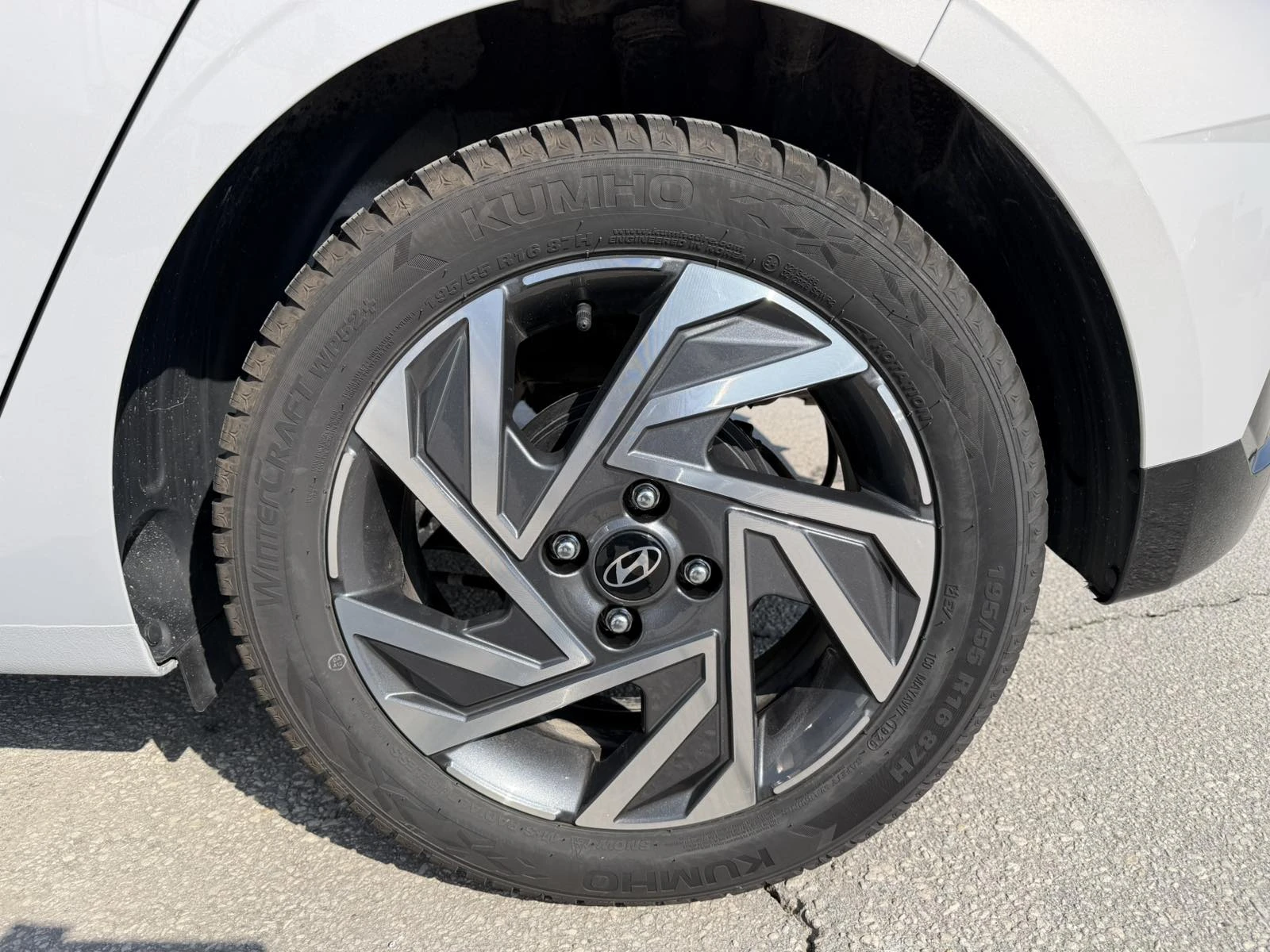 Hyundai I20 Comfort Plus, снимка 9 - Автомобили и джипове - 53864805