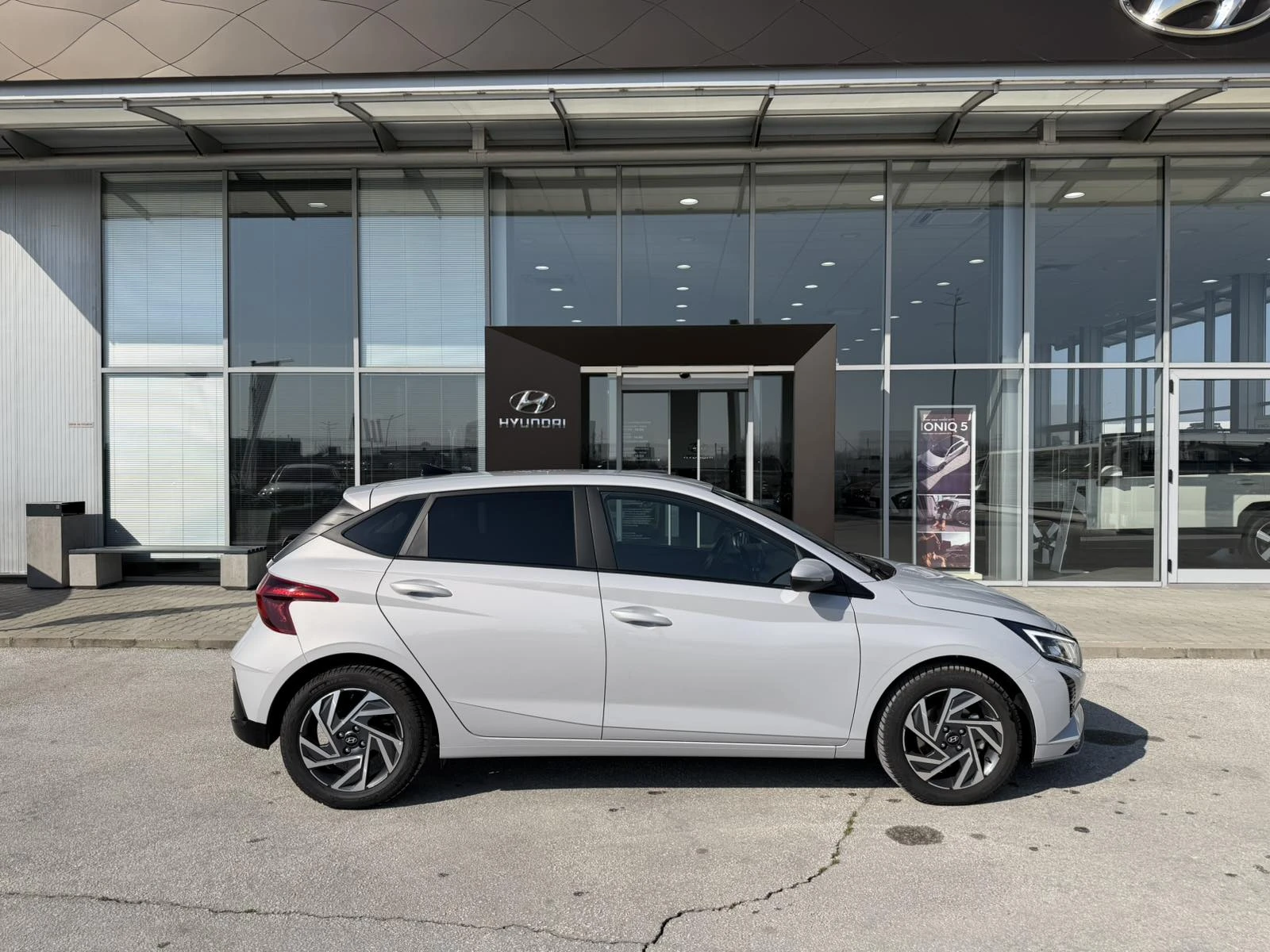 Hyundai I20 Comfort Plus, снимка 6 - Автомобили и джипове - 53864805