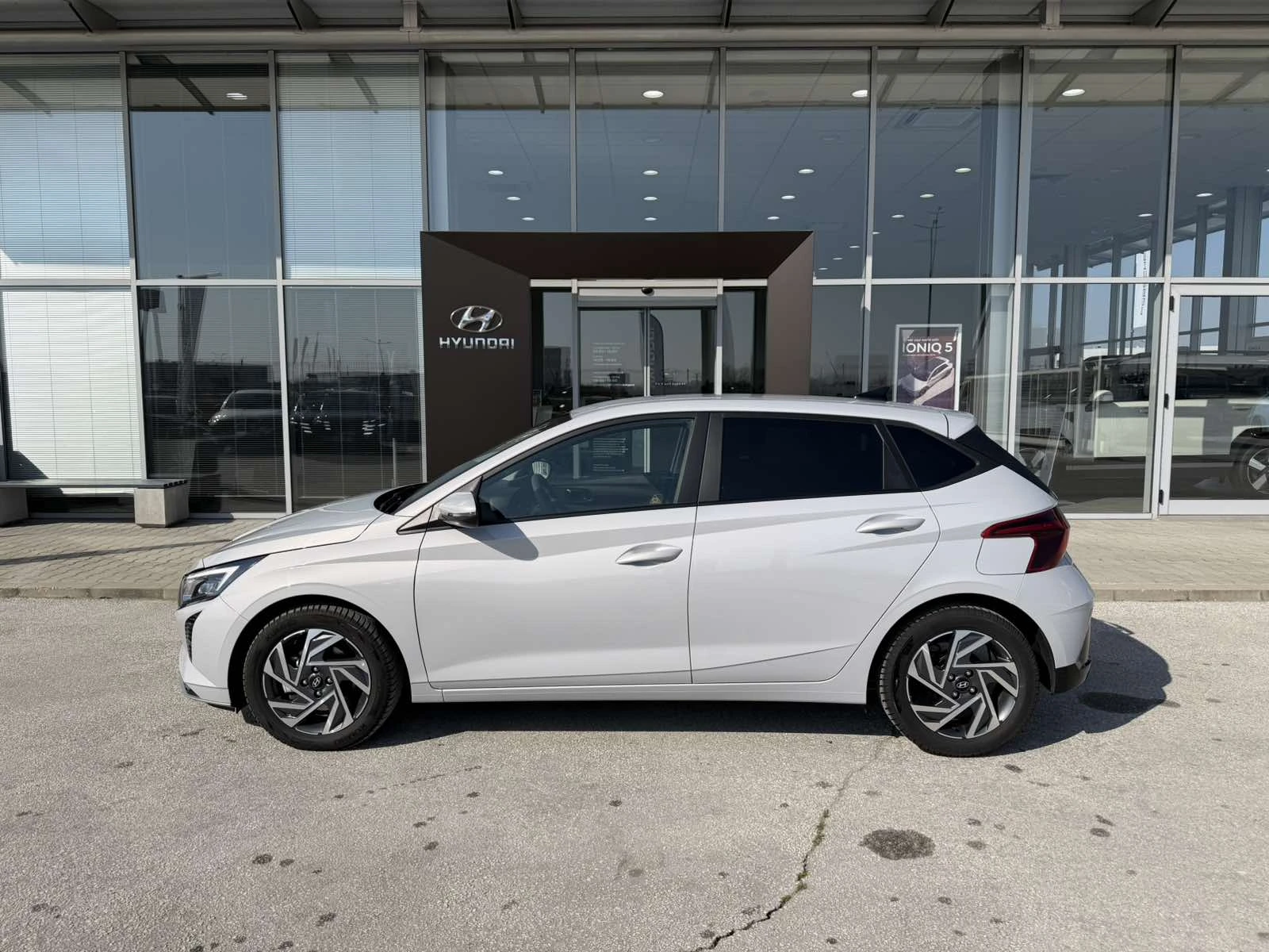 Hyundai I20 Comfort Plus, снимка 2 - Автомобили и джипове - 53864805