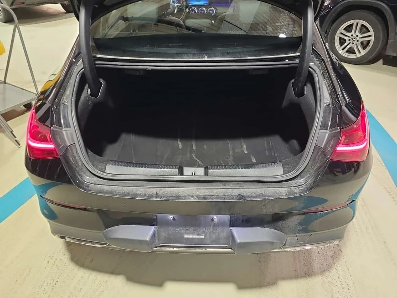 Mercedes-Benz CLC 250 * ПАНОРАМА* ПОДГРЕВ* 360 КАМЕРА* , снимка 15 - Автомобили и джипове - 54077886