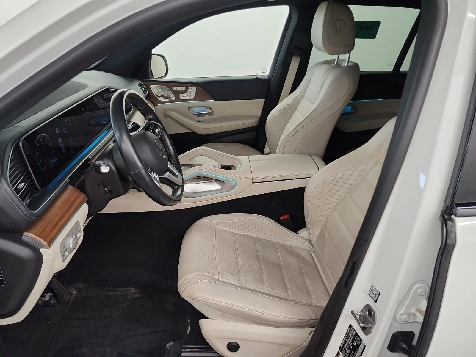 Mercedes-Benz GLE 450 * * CARFAX * * АВТО КРЕДИТ * * , снимка 9 - Автомобили и джипове - 54086940