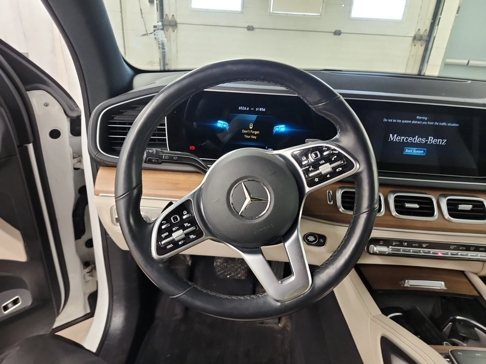 Mercedes-Benz GLE 450 * * CARFAX * * АВТО КРЕДИТ * * , снимка 5 - Автомобили и джипове - 54086940