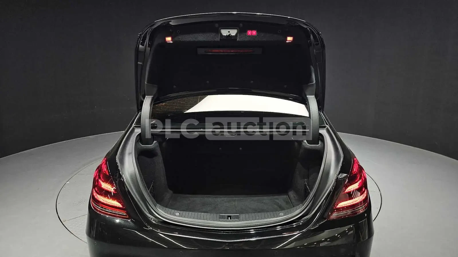 Mercedes-Benz S 350 * Amg Line* HeadUp* Keyless* Burmester* АВТОКРЕДИТ, снимка 15 - Автомобили и джипове - 54551417