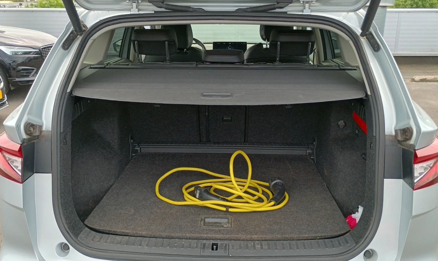 Skoda Enyaq 80kW* First Edition, снимка 13 - Автомобили и джипове - 54899944