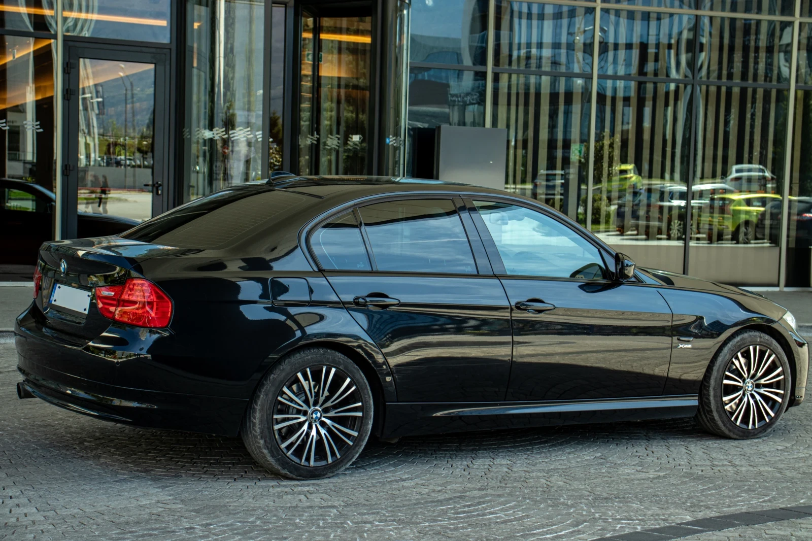 BMW 325 X Drive Limited Edition , снимка 4 - Автомобили и джипове - 54932328