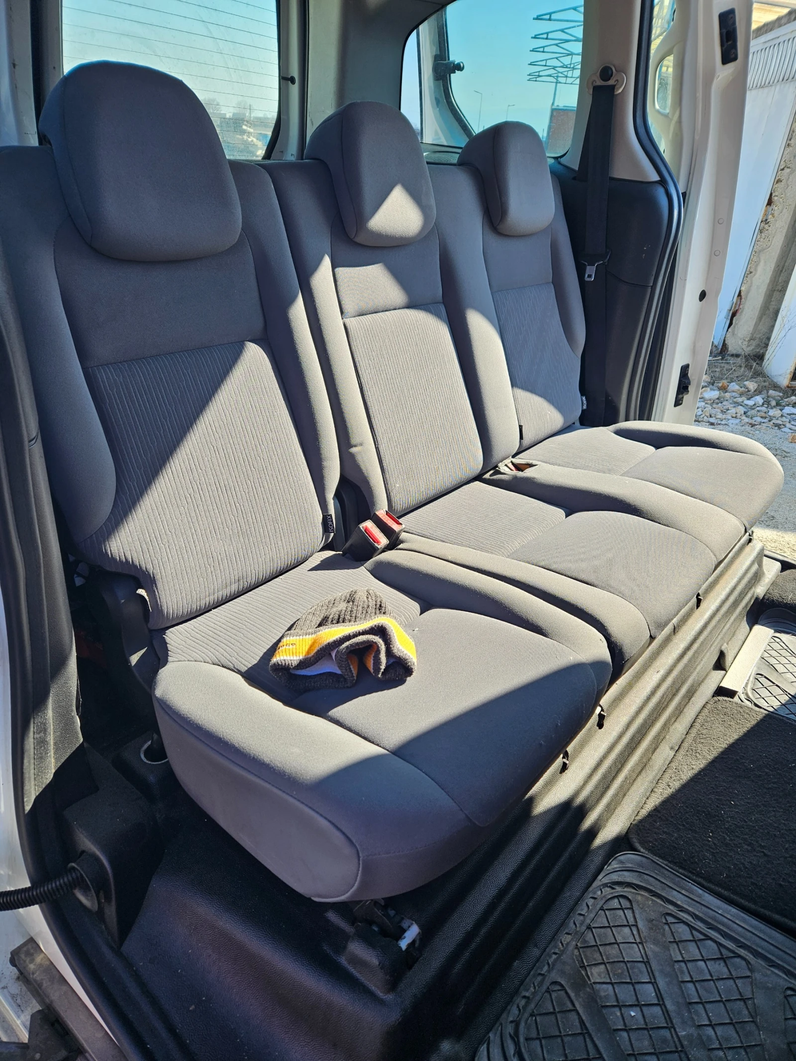 Peugeot Partner 1.6, снимка 7 - Автомобили и джипове - 55124186