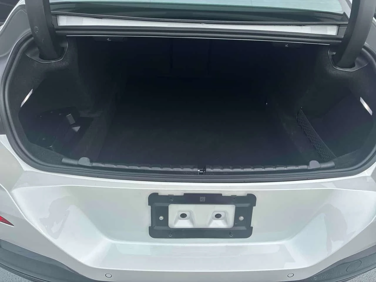 BMW 850 M850i xDrive | CARFAX | ����������  | Mobile.bg � ����������� 13