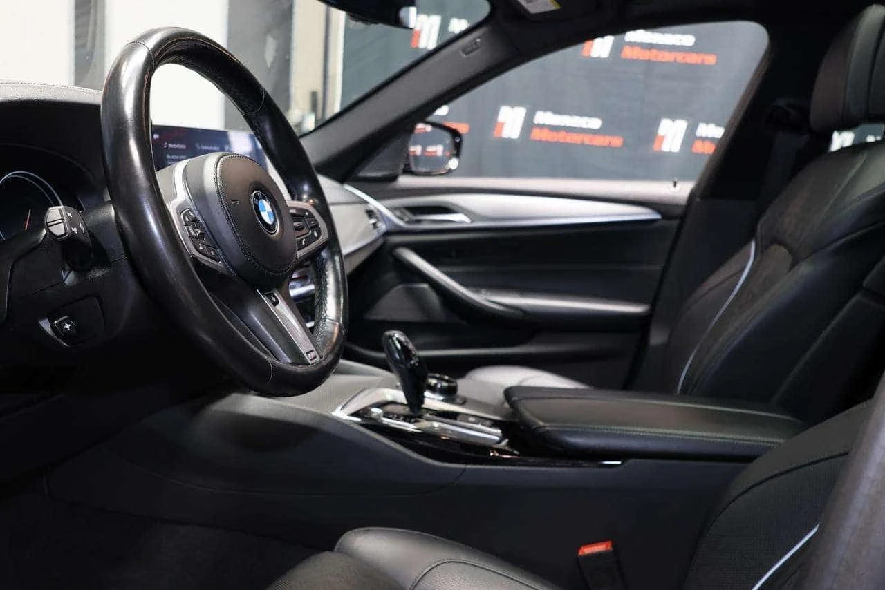 BMW 550 * M550i xDrive HUD| NAVI| 360CAM| SUNROOF| BLINDSP, снимка 6 - Автомобили и джипове - 55390965