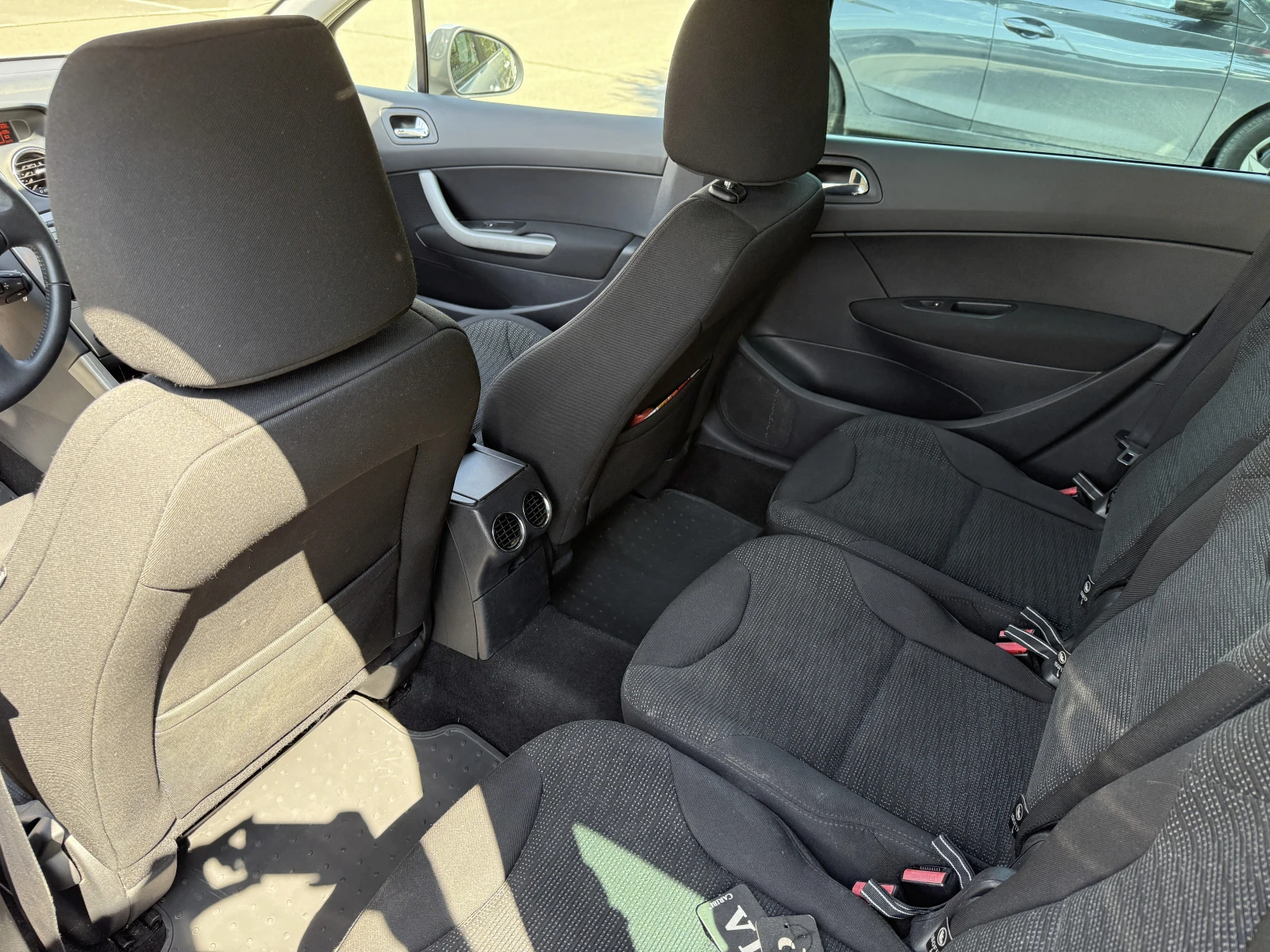 Peugeot 308 SW 6+ 1 места, снимка 12 - Автомобили и джипове - 55570273