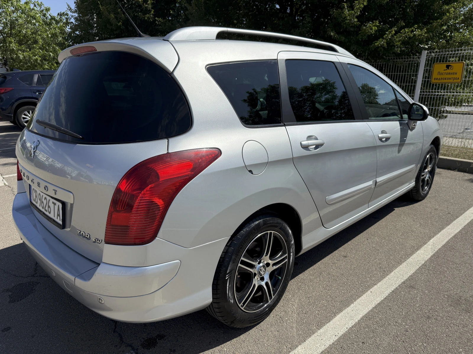 Peugeot 308 SW 6+ 1 места, снимка 4 - Автомобили и джипове - 55570273