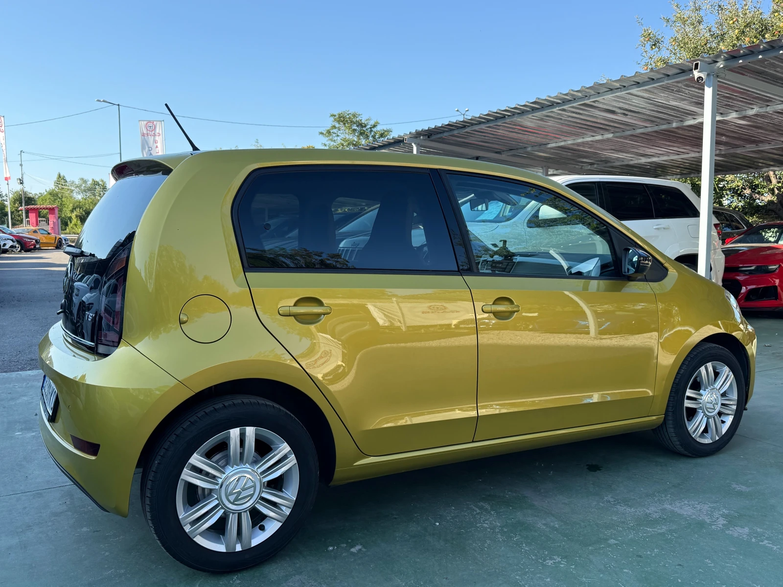 VW Up 1.0TSI, 90 К.С., снимка 4 - Автомобили и джипове - 55641496
