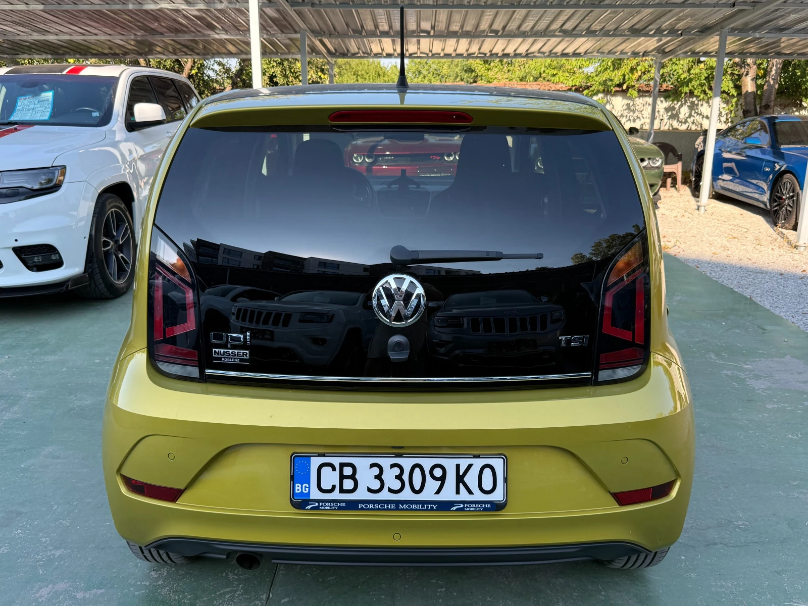VW Up 1.0TSI, 90 К.С., снимка 5 - Автомобили и джипове - 55641496
