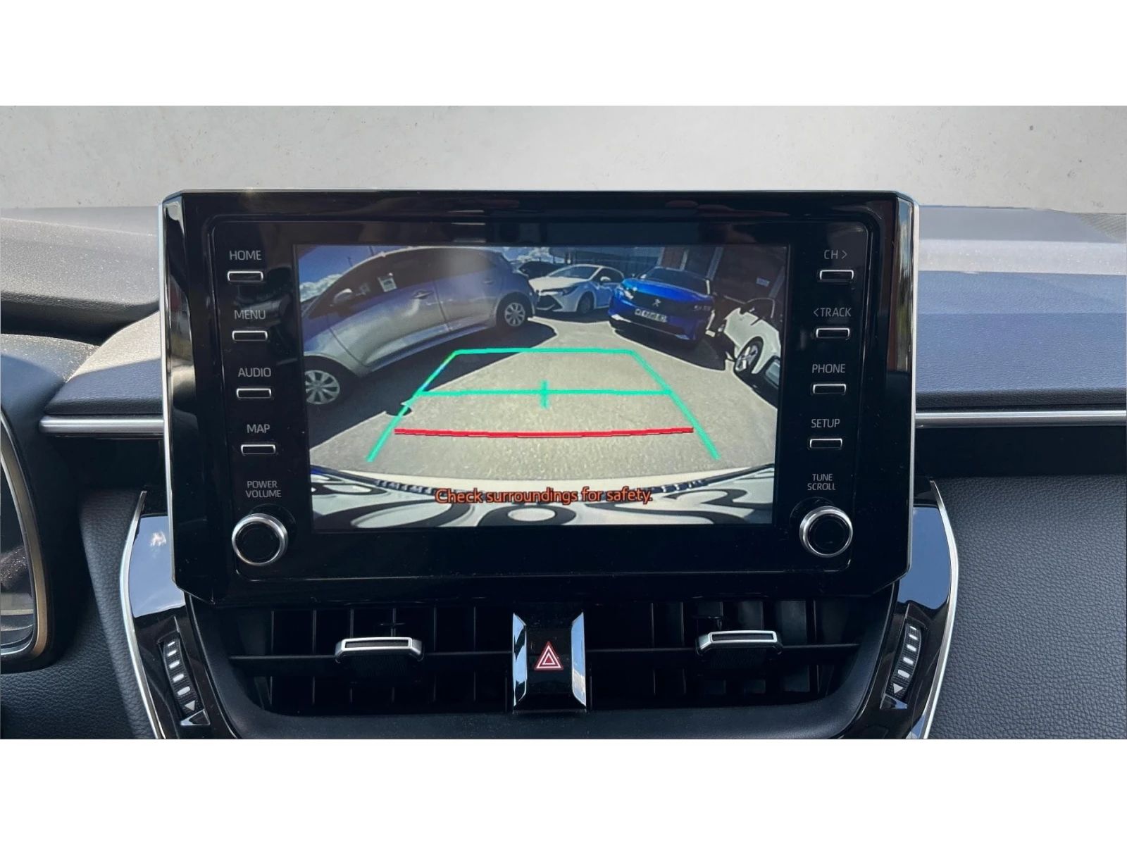 Toyota Corolla 1.5i  M/T, ������� ������ �� 222   | Mobile.bg � ����������� 16