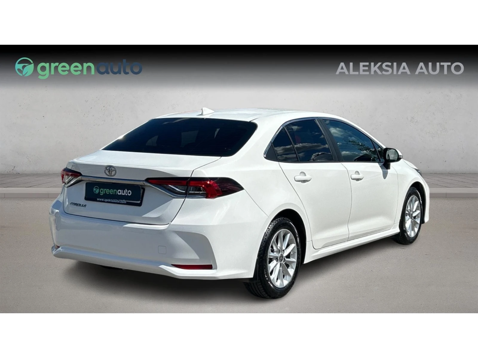 Toyota Corolla 1.5i  M/T, ������� ������ �� 222   | Mobile.bg � ����������� 7