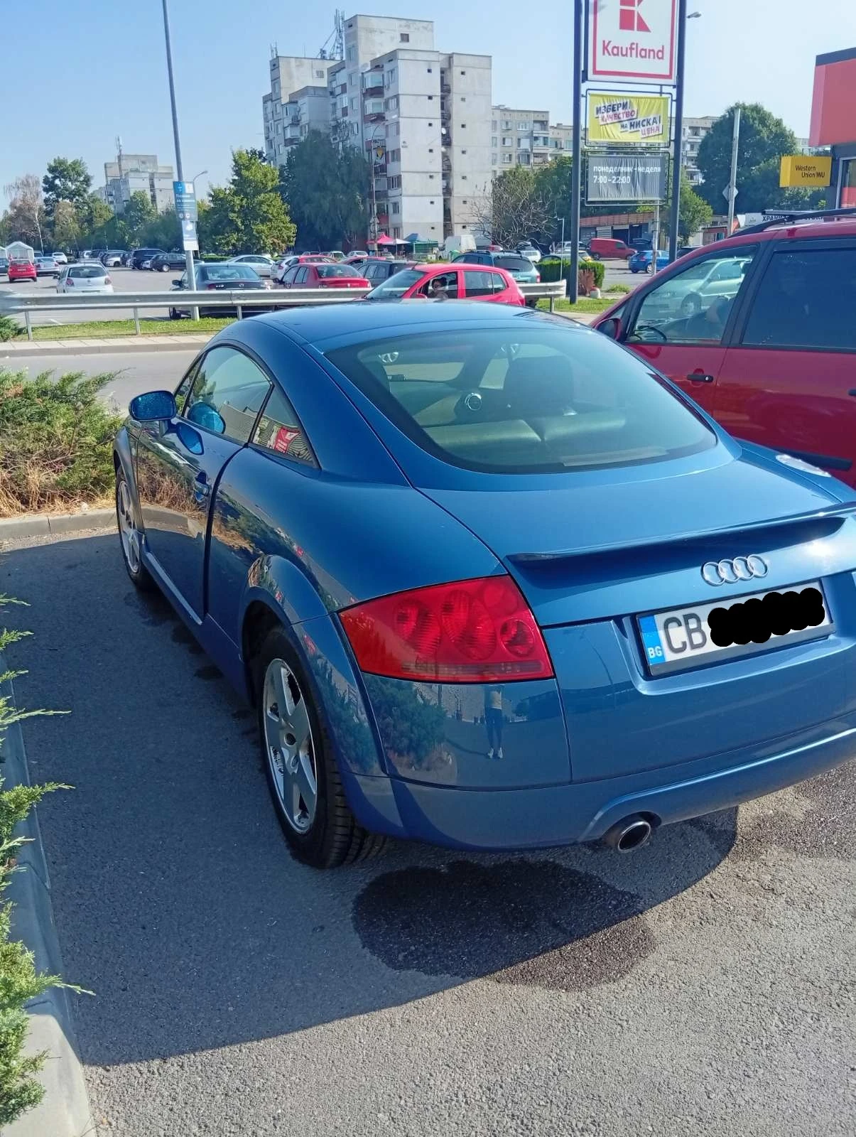 Audi Tt 1.8 turbo FWD, снимка 2 - Автомобили и джипове - 56248674