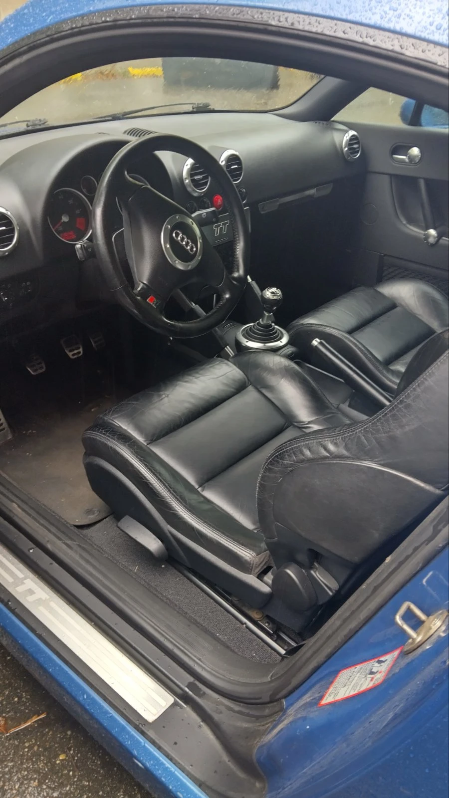 Audi Tt 1.8 turbo FWD, снимка 9 - Автомобили и джипове - 56248674