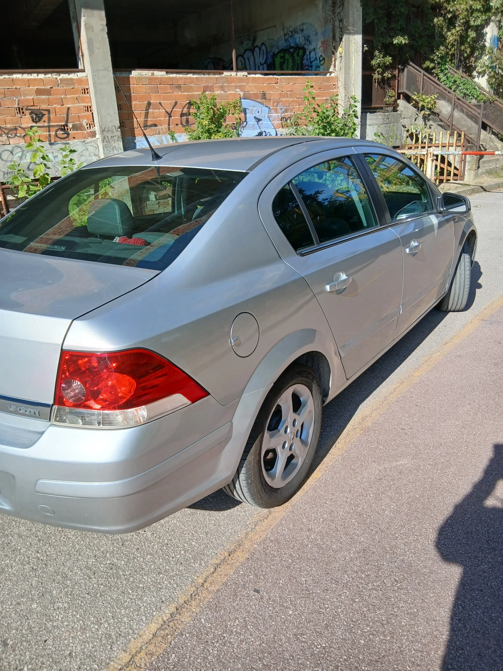 Opel Astra, снимка 6 - Автомобили и джипове - 56390021