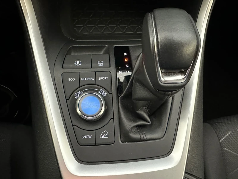 Toyota Rav4 Executive Plus, снимка 16 - Автомобили и джипове - 52627814