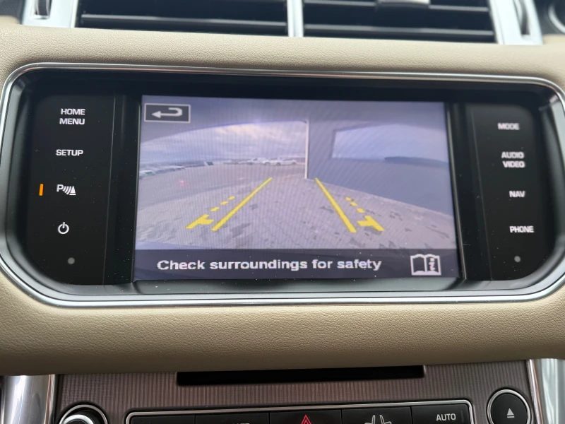 Land Rover Range Rover Sport 3.0 SD V6 SUV Напълно обслужена , добре поддържана, снимка 17 - Автомобили и джипове - 53298560