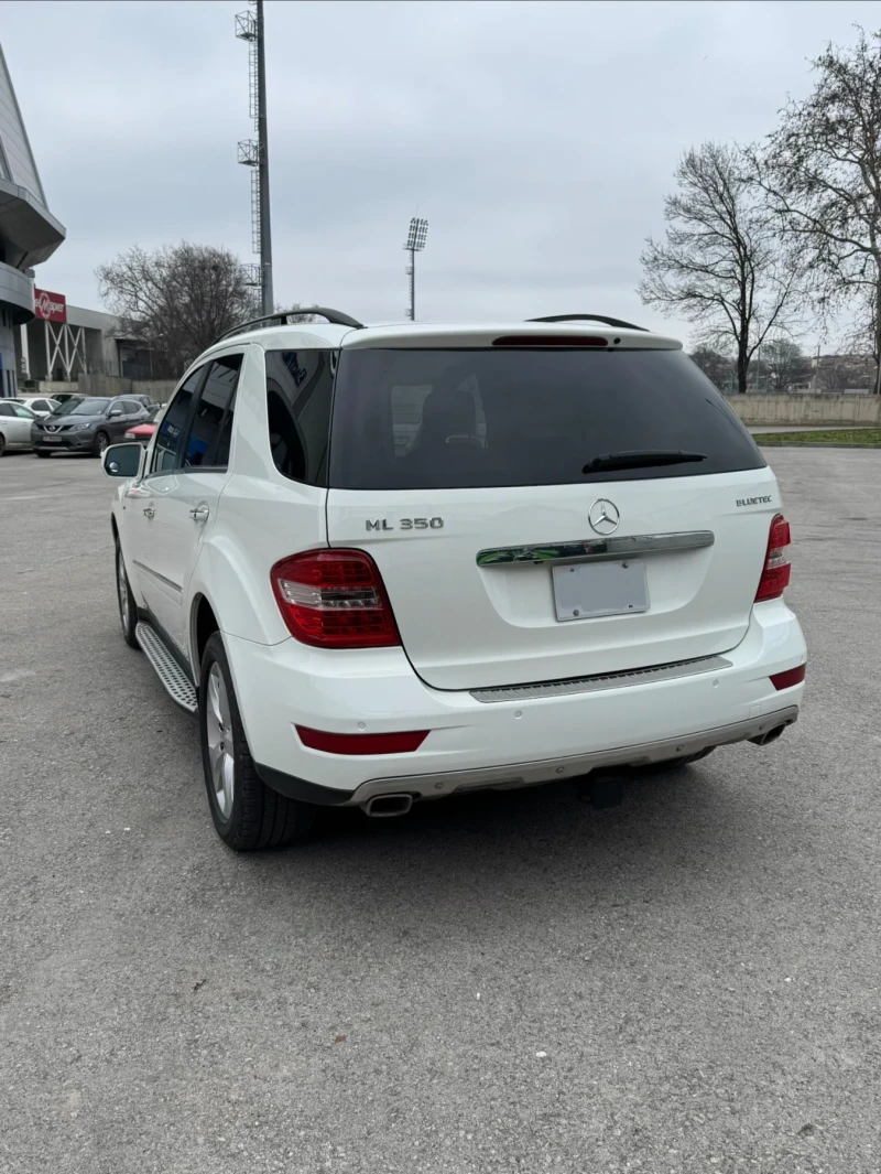 Mercedes-Benz ML 350 НА ПРУЖИНИ, СМЕНЕНИ ВЕРИГИ!, снимка 6 - Автомобили и джипове - 53305477